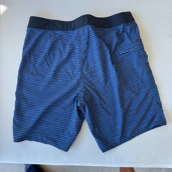 Outerknown Boardshorts 34 - Picture 3 of 3